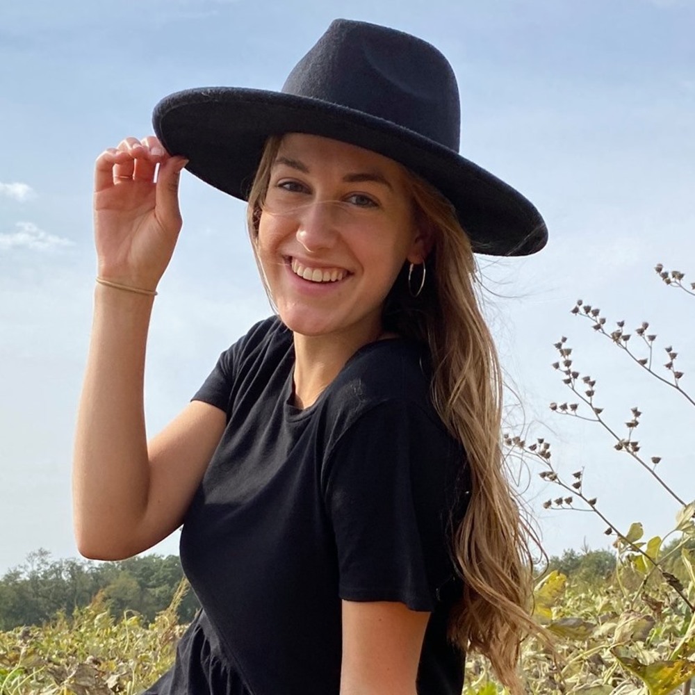 Meet your Posher, Grace